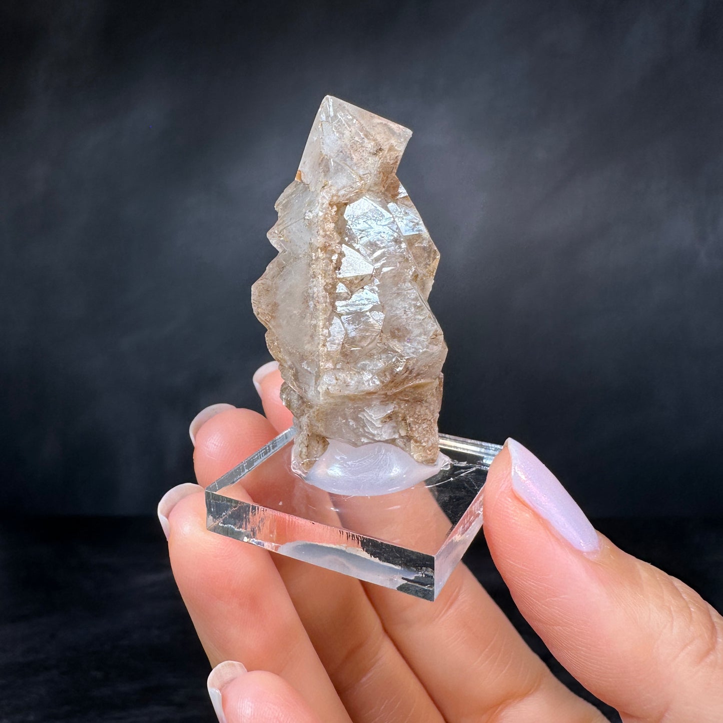 Di-Pyramidal Quartz (24g) 2nd Sovetskii Mine, Dalnegorsk, Russia