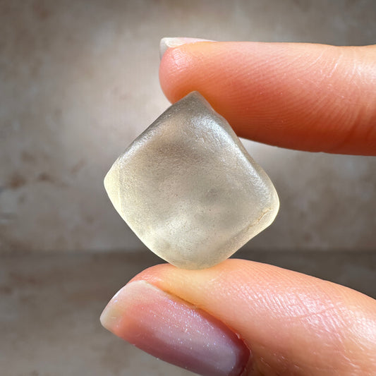 Libyan Desert Glass Tektite (6.20g) Museum Grade, Sahara Desert, Egypt