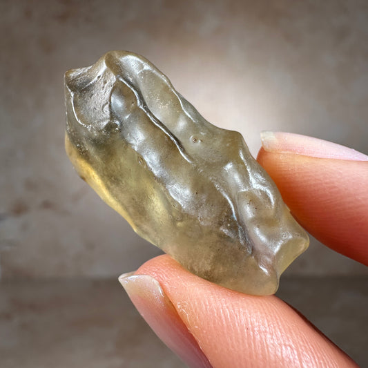 Libyan Desert Glass Tektite (6.87g) Sahara Desert, Egypt