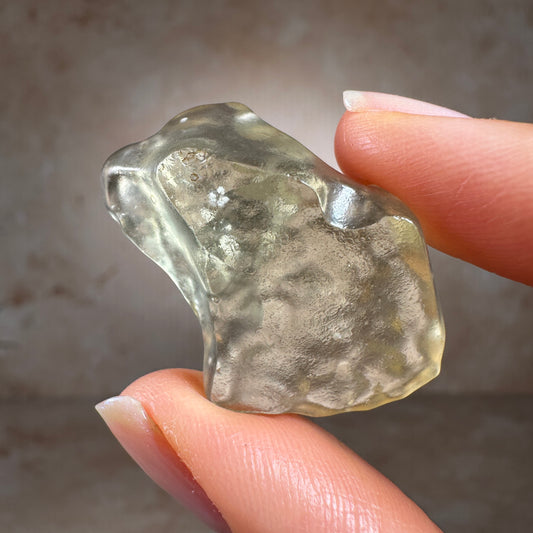 Libyan Desert Glass Tektite with Cristobalite (7.85g) Museum Grade, Sahara Desert, Egypt
