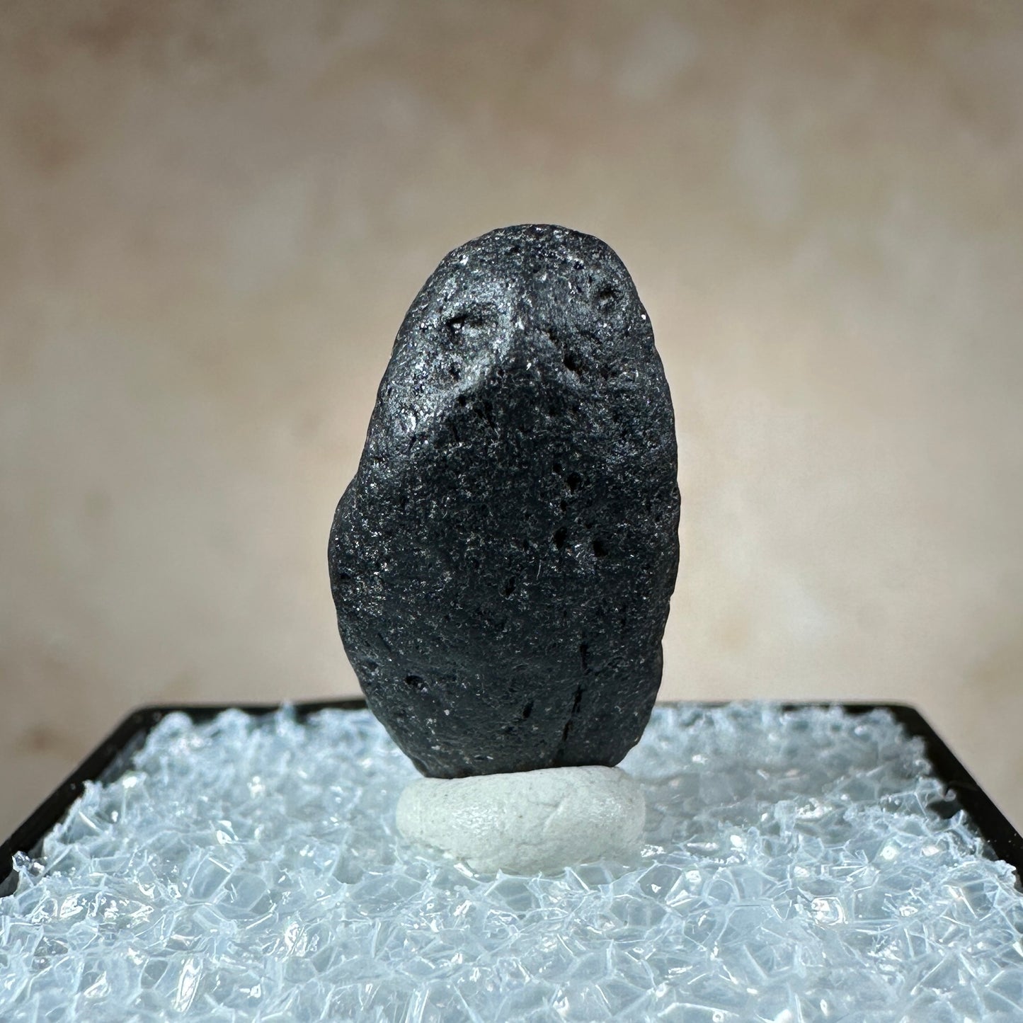 Australite Tektite, 2.3g, South-Western Australia