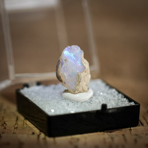Opal thumbnail specimens