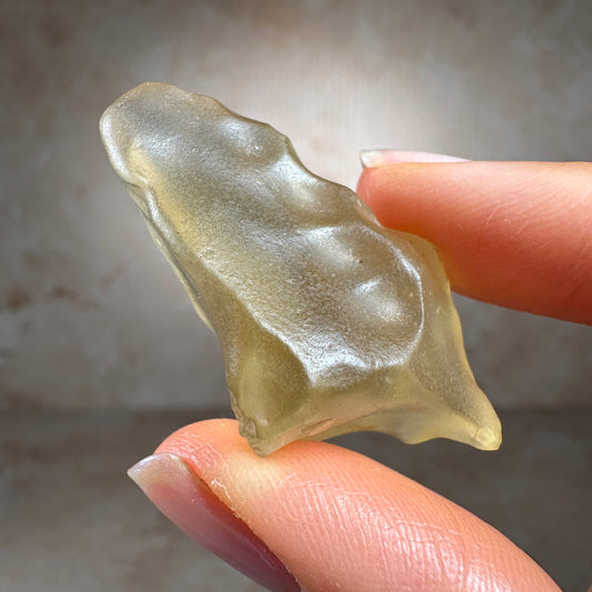 Libyan Desert Glass Tektite (14.75g) Museum Grade, Sahara Desert, Egypt