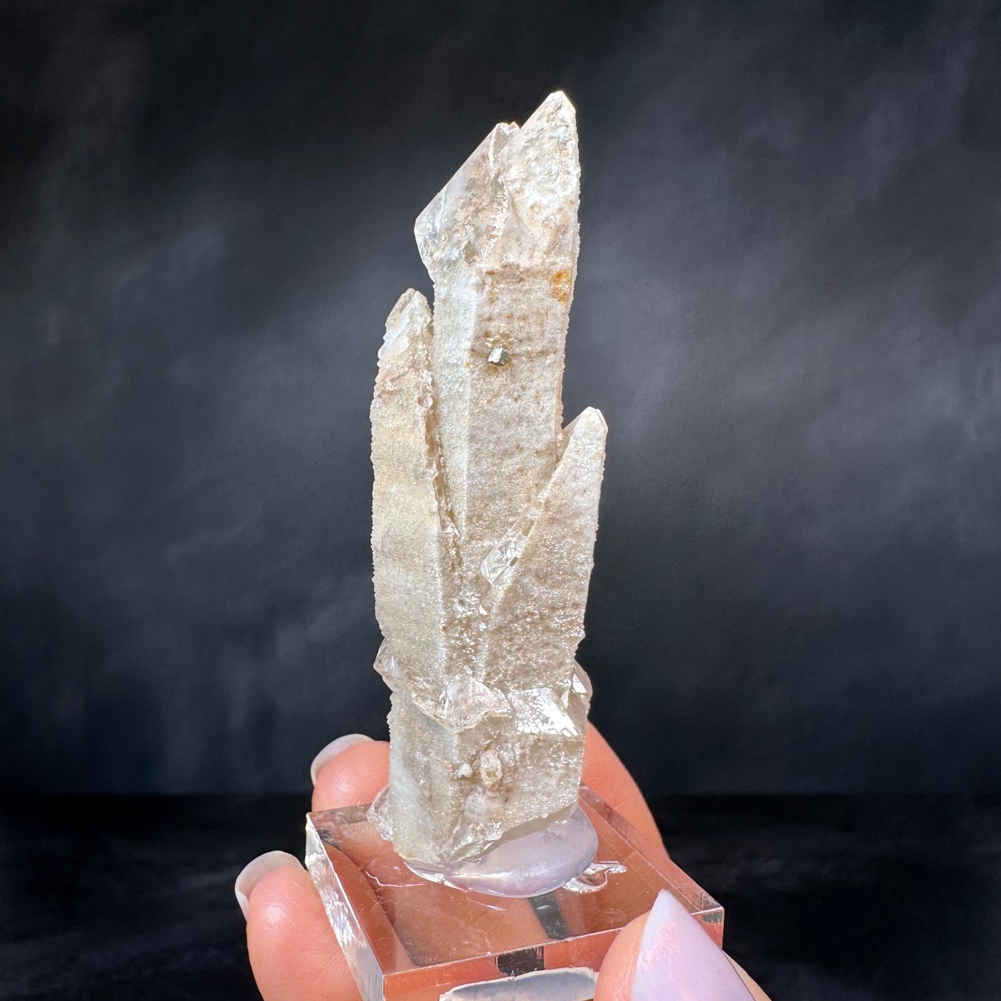 Growth Interference Quartz (31g) Bor Quarry, Dalnegorsk, Russia